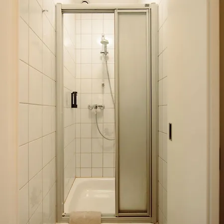 Resl Hotel 4*