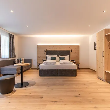 Resl Hotel