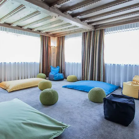 Resl Hotel 4*